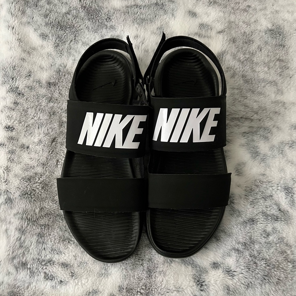 Womens Nike Tanjun Sandals